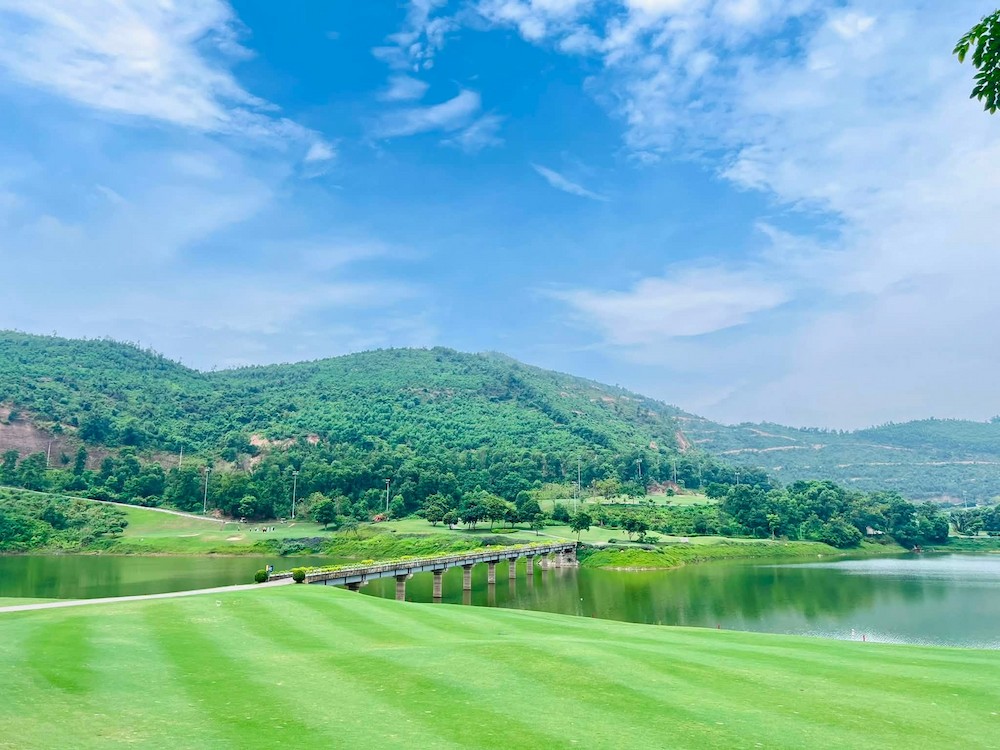 amber-hills-golf-resort