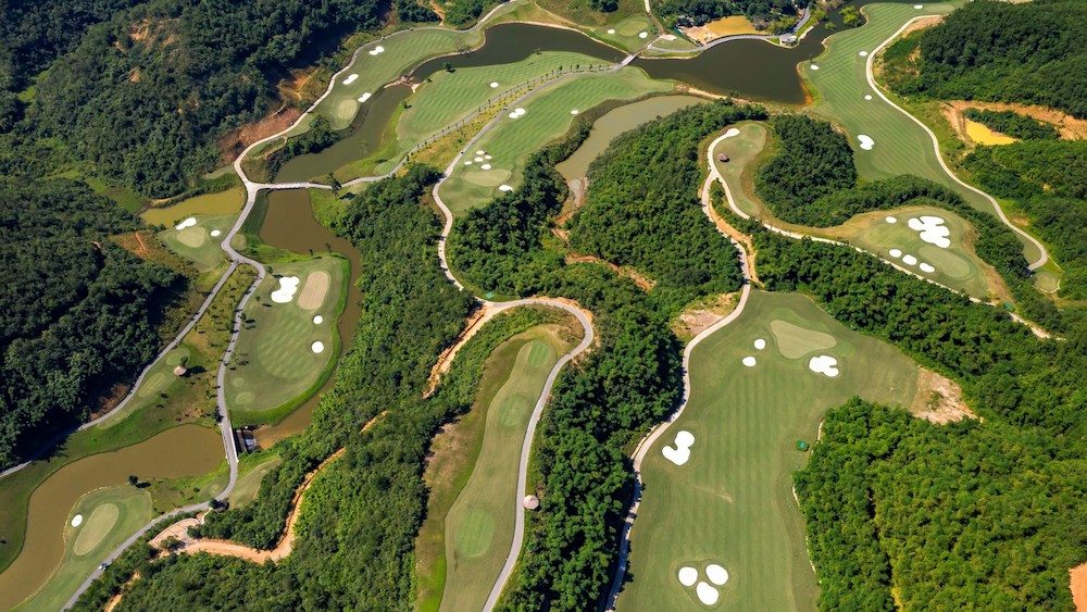 hilltop-valley-golf-club-2 hilltop-valley-golf-club-2