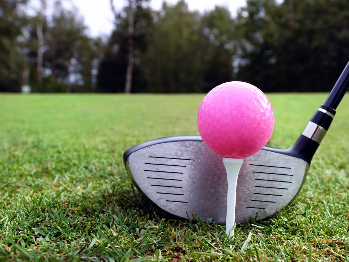 5 món quà ý nghĩa cho nàng mê golf ngày 20/10

