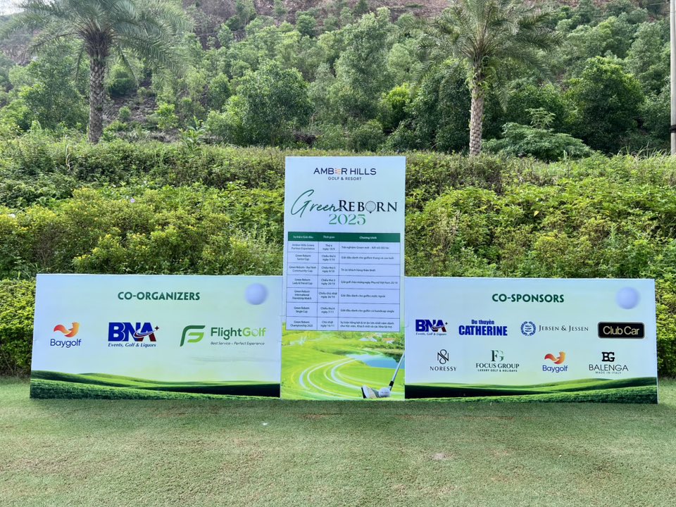 giải golf giao hữu quốc tế