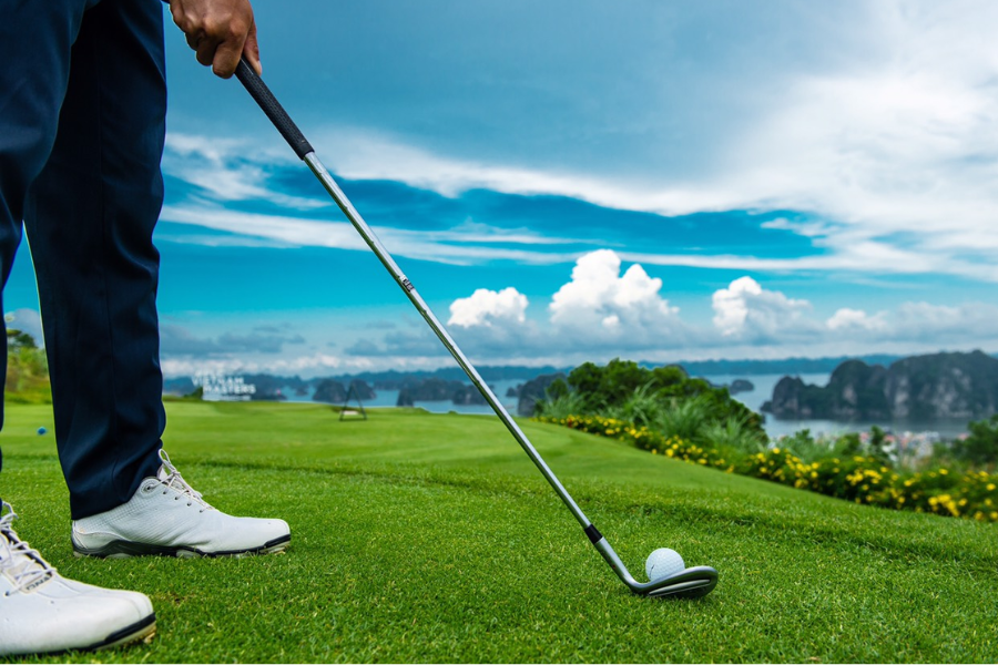 So sánh golf tour trọn gói hay tự đặt lẻ cho golfer 