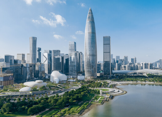 from-rapidity-to-specificity-multiple-dimensions-of-shenzhens-architectural-development_32