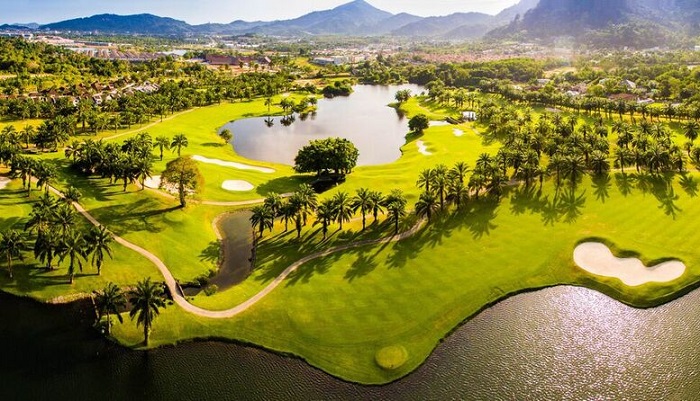 tour golf năm mới 
