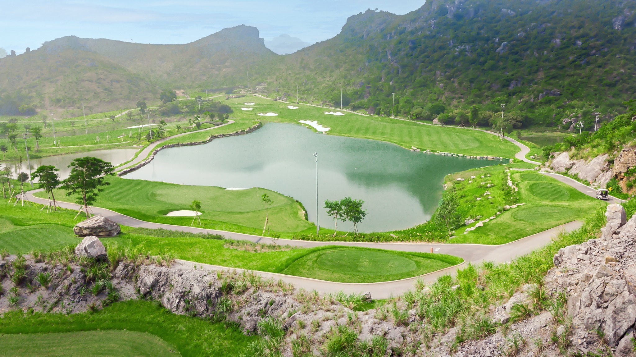 Combo Play & Stay Legend Valley Country Club

