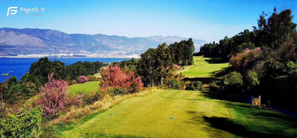 Chơi golf tại Côn Minh