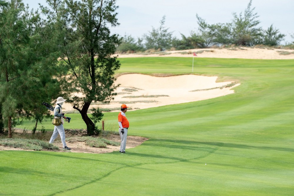 blue-diamond-golf-links