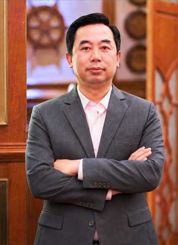 nhan-su-02